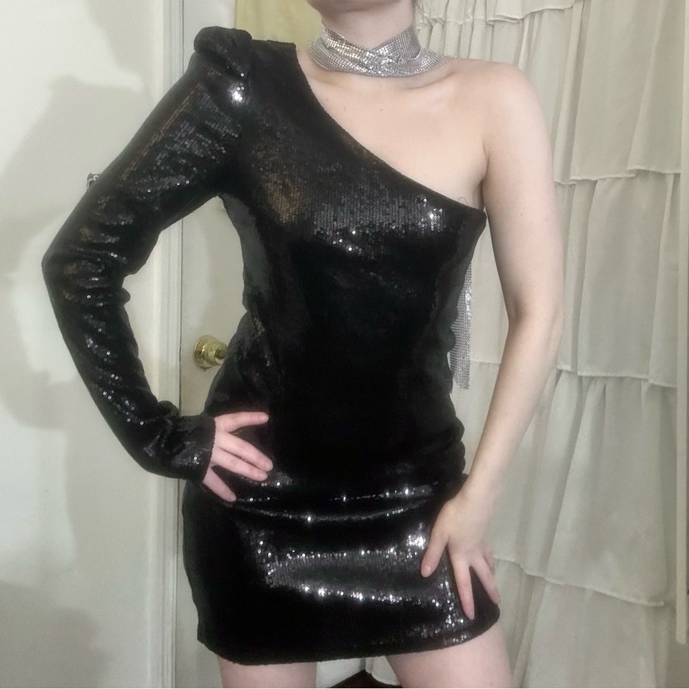 ONE SHOULDER BLACK SEQUIN MINI DRESS 2010s INDIE SLEEZE CLUBBING